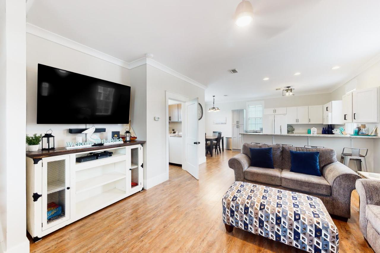Barefoot Cottages #B8 Jasmine By The Bay Highland View Bagian luar foto