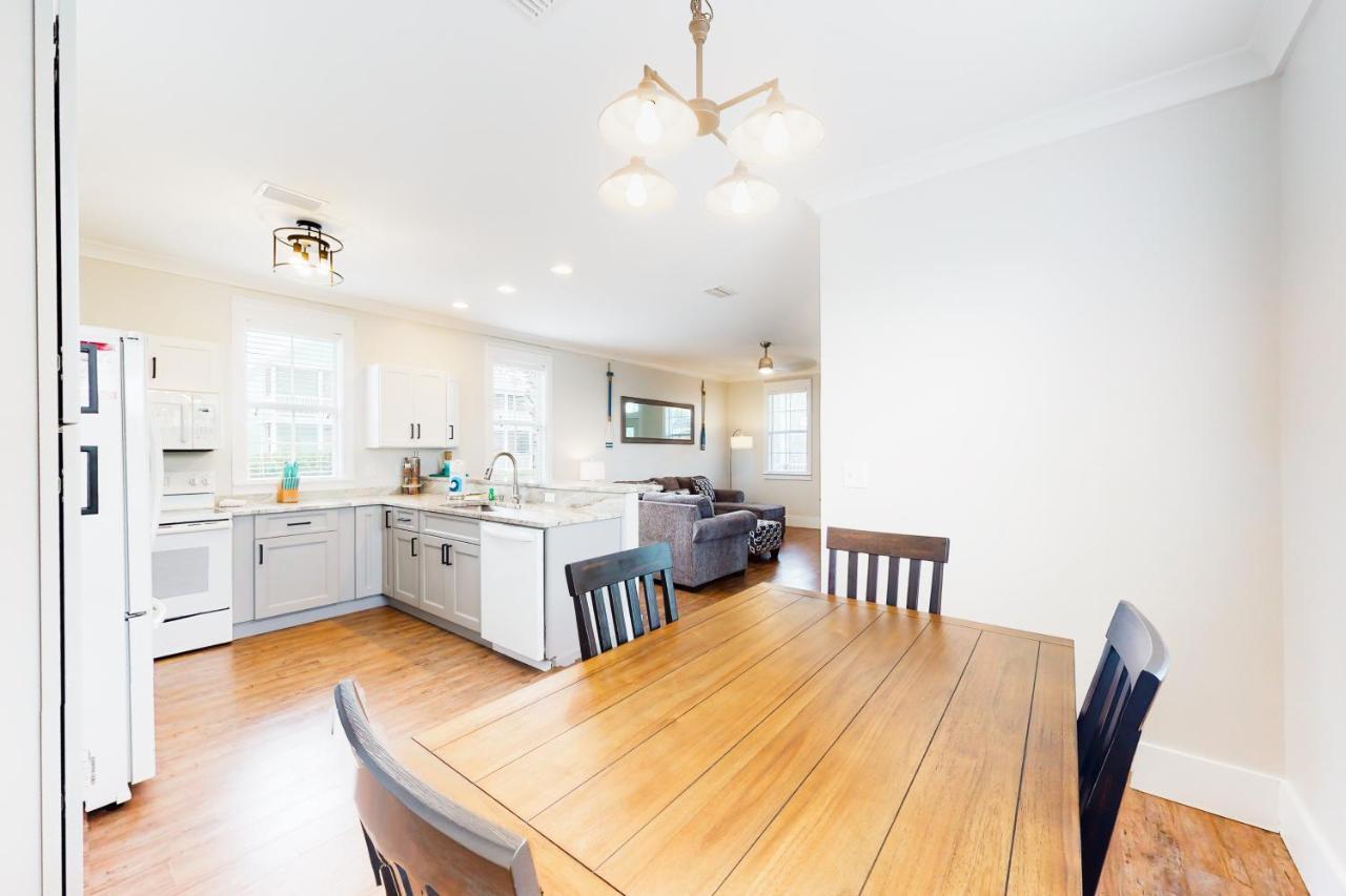 Barefoot Cottages #B8 Jasmine By The Bay Highland View Bagian luar foto
