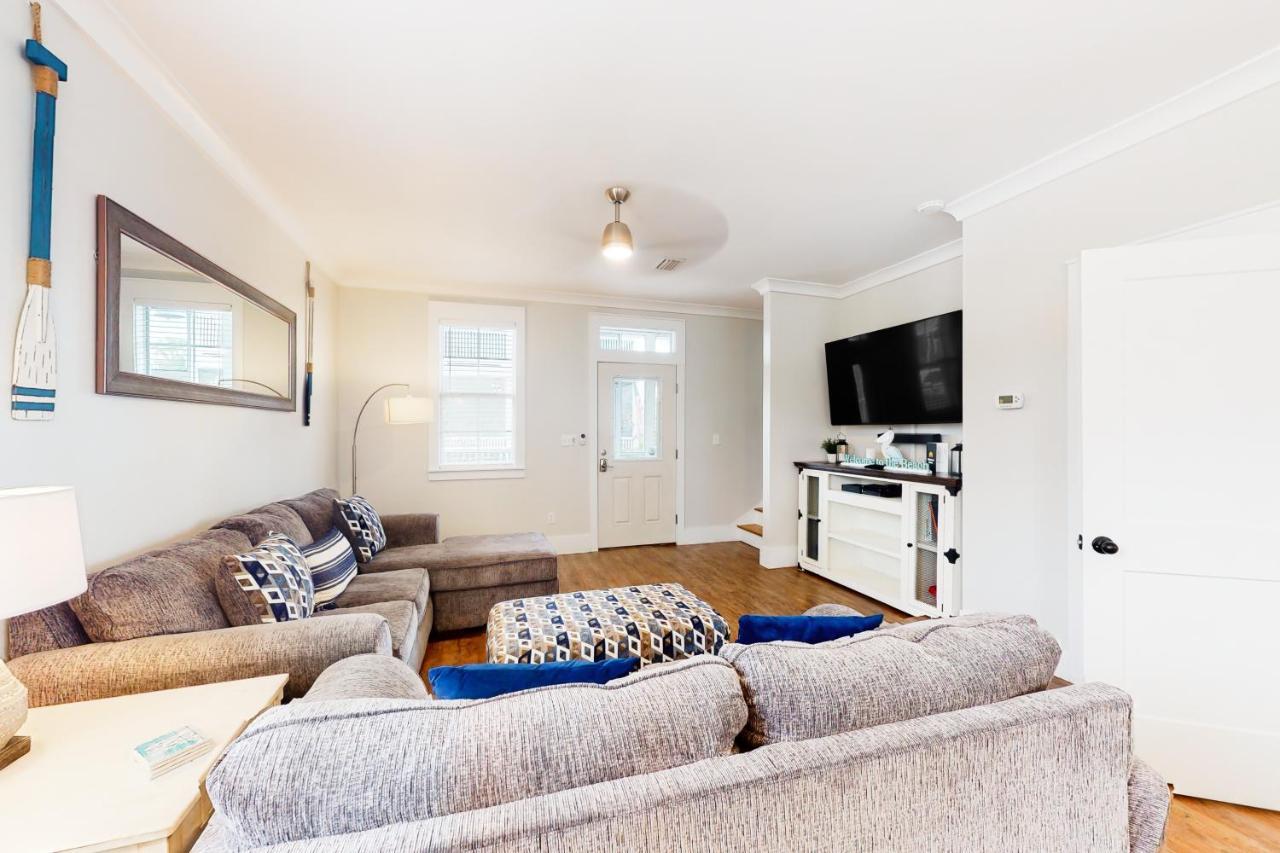 Barefoot Cottages #B8 Jasmine By The Bay Highland View Bagian luar foto